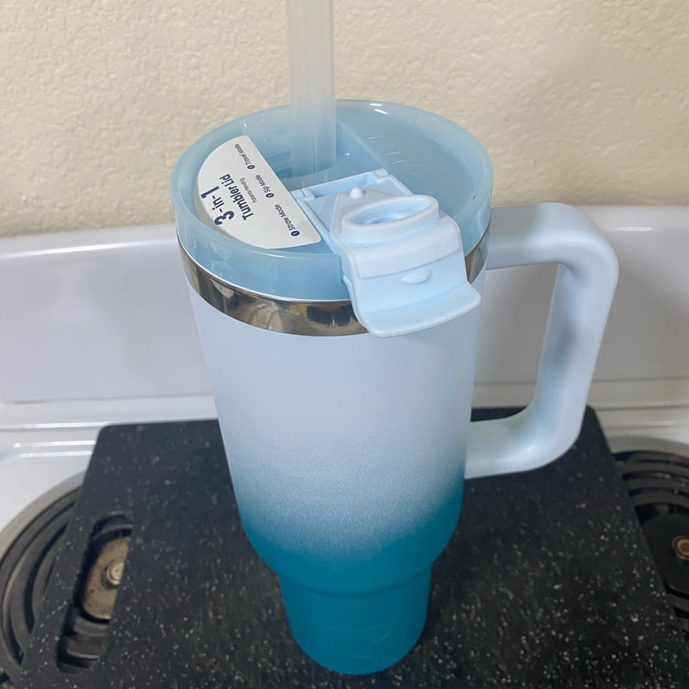Rtic 40 oz road trip tumbler
